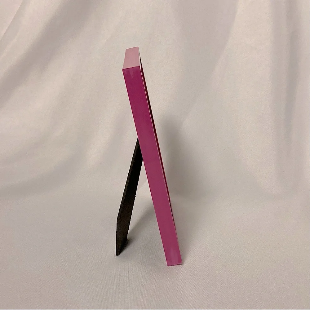 💫 True Living 5” x 7” Hot Pink Picture Frame Easel Back